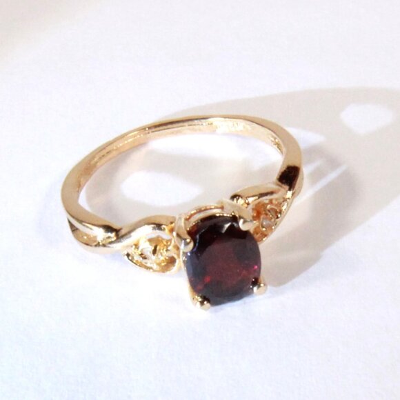 Vintage Gold Tone Ring with a Faux Garnet and Clear Rhinestones - Picture 4 of 7